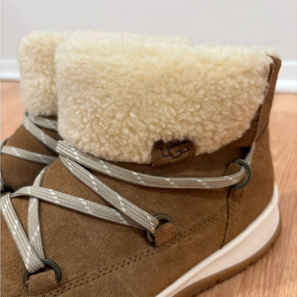 UGG Women's Lakesider Heritage Lace waterproof sneaker boots - Picture 5 of 6